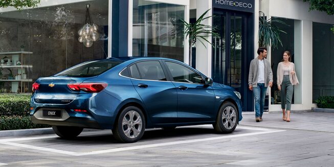 Chevrolet Paraguay Onix Sedán- Lateral Trasero de tu Auto Sedán