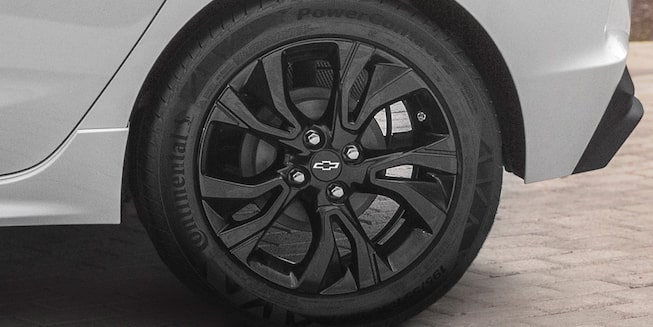 Chevrolet Onix Turbo - Llantas de tu Hatchback
