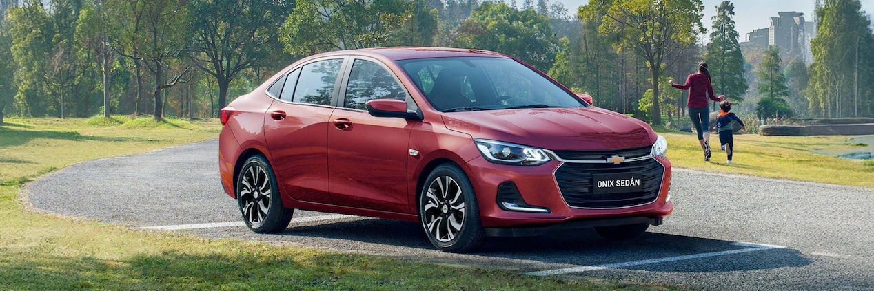 Chevrolet Paraguay - Onix Sedan Versiones