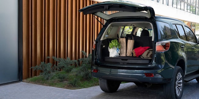 Vista capacidad de carga de la Chevrolet Trailblazer High Country 2025