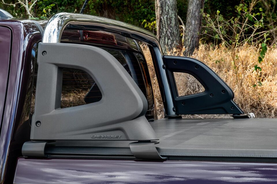 La barra negra da elegancia a tu Chevrolet S10