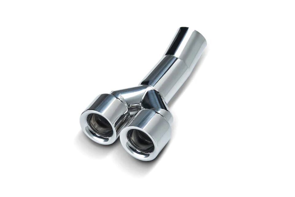 Agregue sofisticación y elegancia a su Chevrolet S10 con la puntera de escape doble de acero inoxidable.
