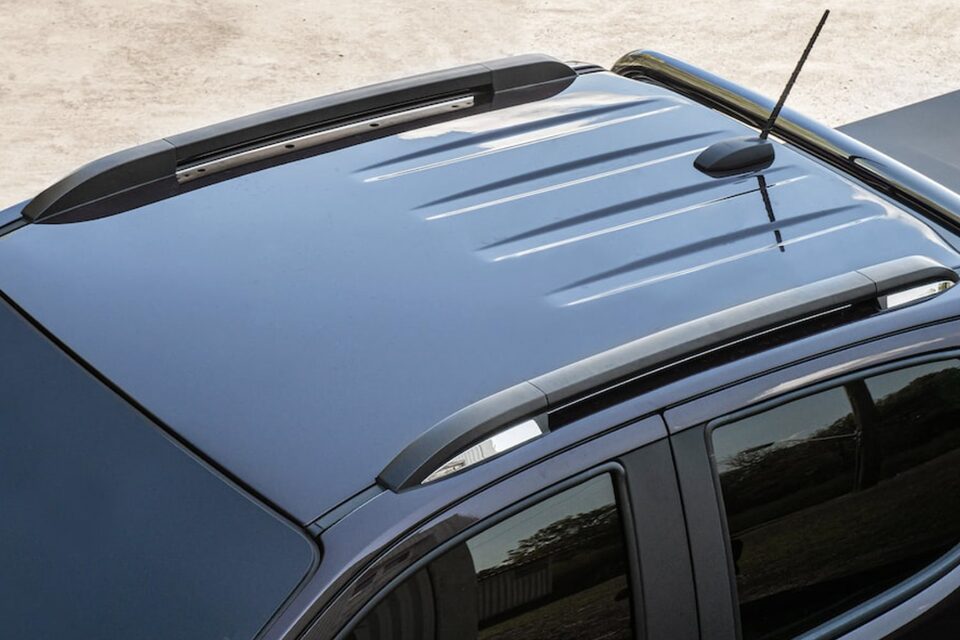 Las barras de techo longitudinales dotan a su Chevrolet S10 de mayor funcionalidad para el amarre de cargas