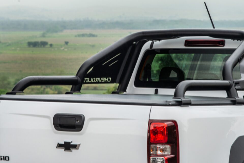 Las barras de ornamentación extendida Off Road Z71 ofrecen un estilo único a tu camioneta Chevrolet S10