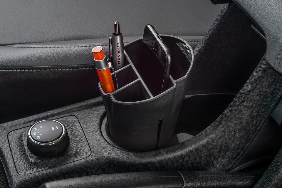 Mantén tus artículos ordenados en tu Chevrolet S10 con el organizador porta vaso