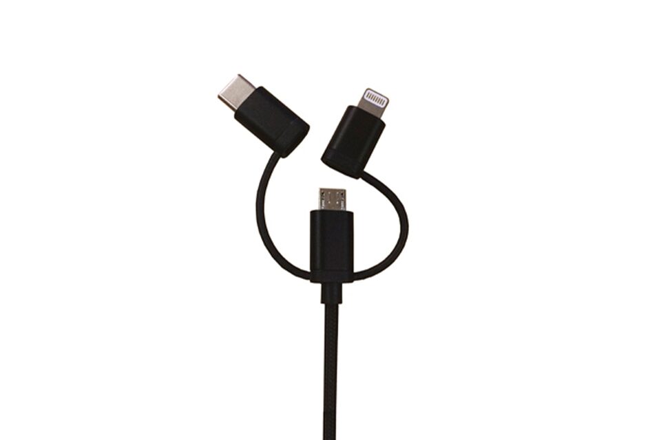 Mantenga sus dispositivos móviles cargados en la Chevrolet S10 con el cable 3 en 1