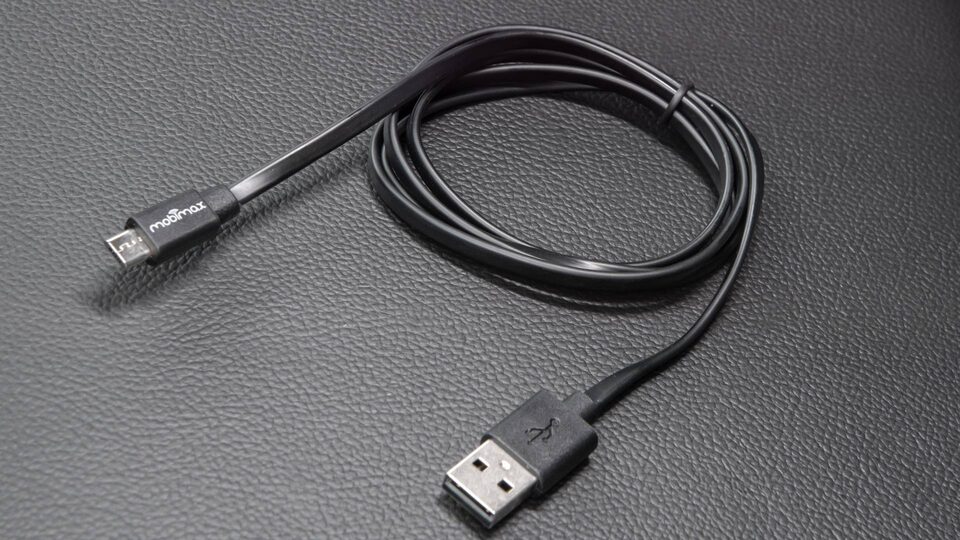 Mantenete conectado en tu pick up Chevrolet Montana con el cable USB Android
