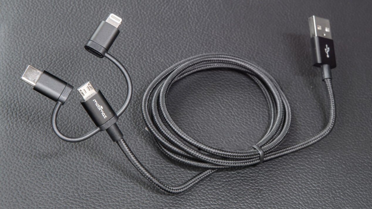 Mantenete conectado en tu pick up Chevrolet Montana con el cable USB tres en uno