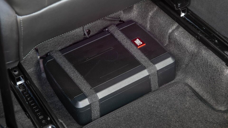 Mejora tu pick up Chevrolet Montana con el sonido de JBL