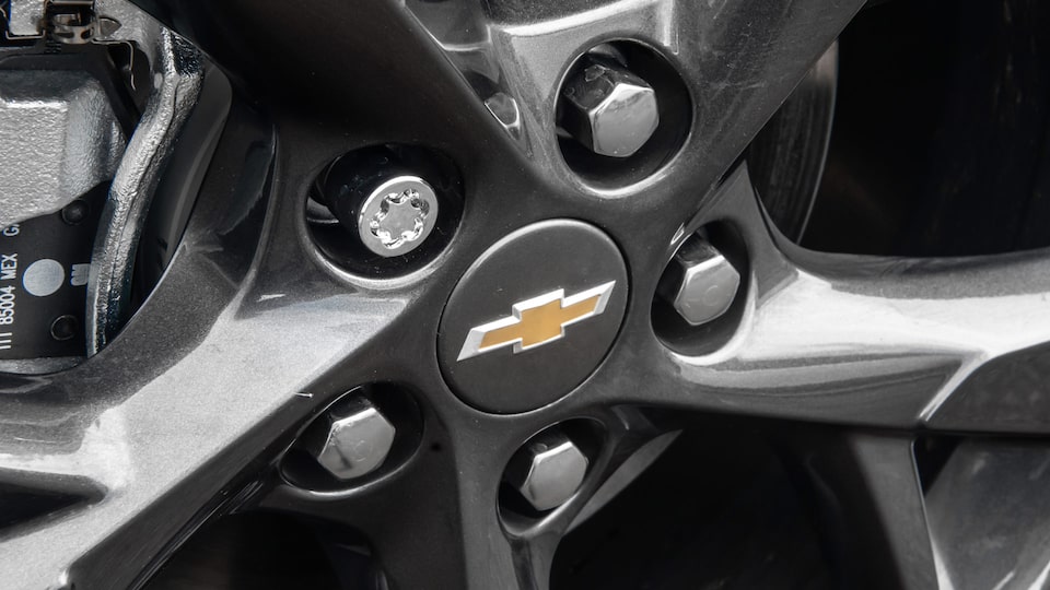 Protege las llantas de tu pickup Chevrolet Montana con la tuerca de seguridad