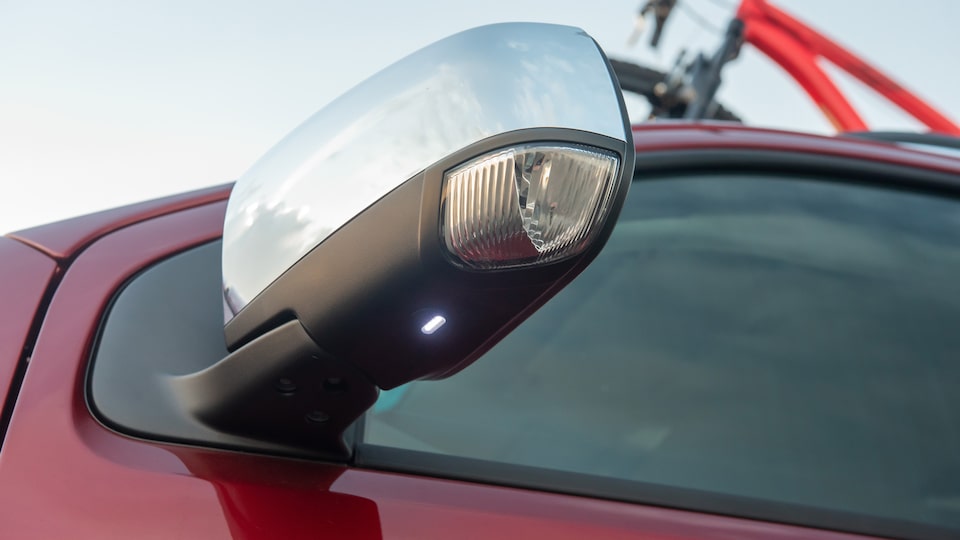 Luces de bienvenida espejo retrovisor para Chevrolet S10