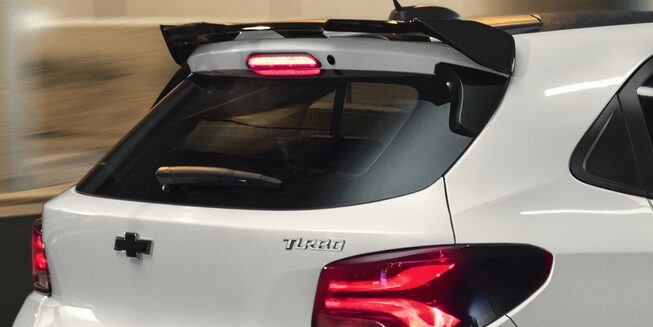 Chevrolet Onix Turbo - Aleron de tu Hatchback