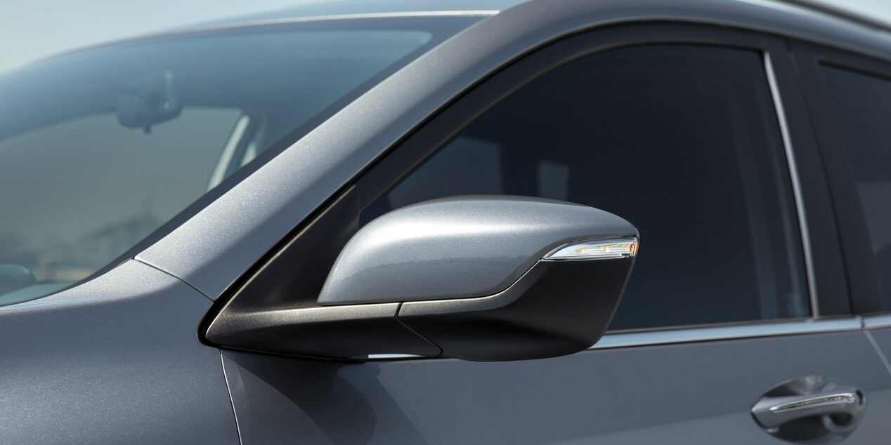 Chevrolet Tracker Turbo - Espejos de tu SUV