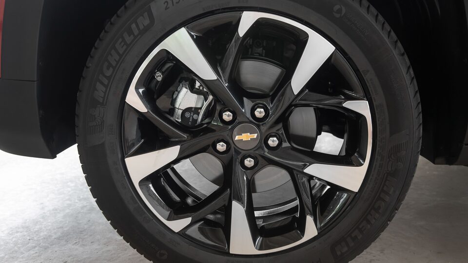 Accesorio llanta de aluminio para la pick up Chevrolet Montana